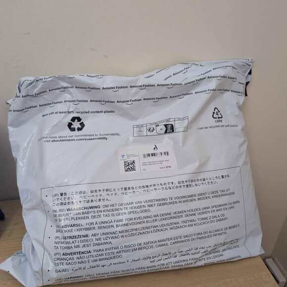 Amazon Essentials Women's Navy 2XL Padded Cropped Bomber Jacket Navy - Picture 2 of 8